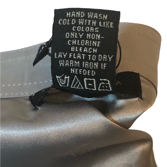 BCBG MaxAzria - NWOT - Picture 11 of 11